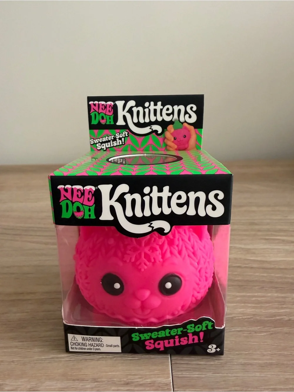 Needoh Knittens pink with green hat